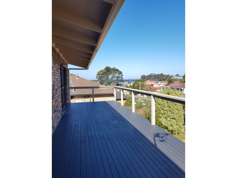 14 Marjorie Crescent, Batehaven NSW 2536