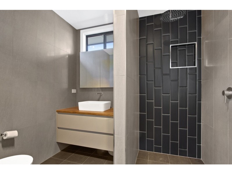 4 Griffiths Run, Broulee NSW 2537