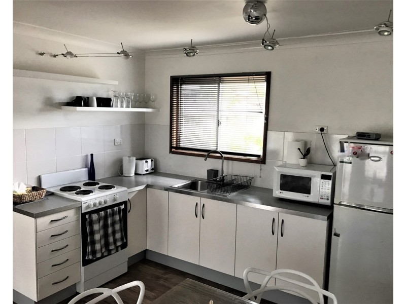 86 Palana Street, Surfside NSW 2536