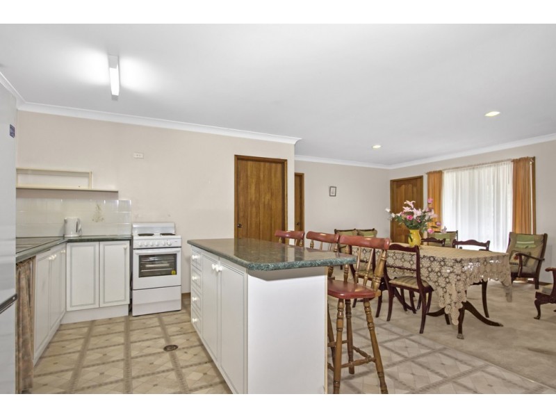 486 Beach Road, Sunshine Bay NSW 2536