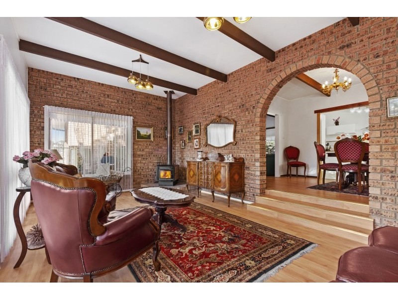 40 Cook Avenue, Surf Beach NSW 2536