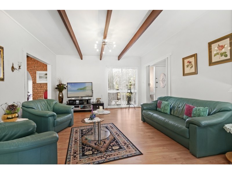 40 Cook Avenue, Surf Beach NSW 2536