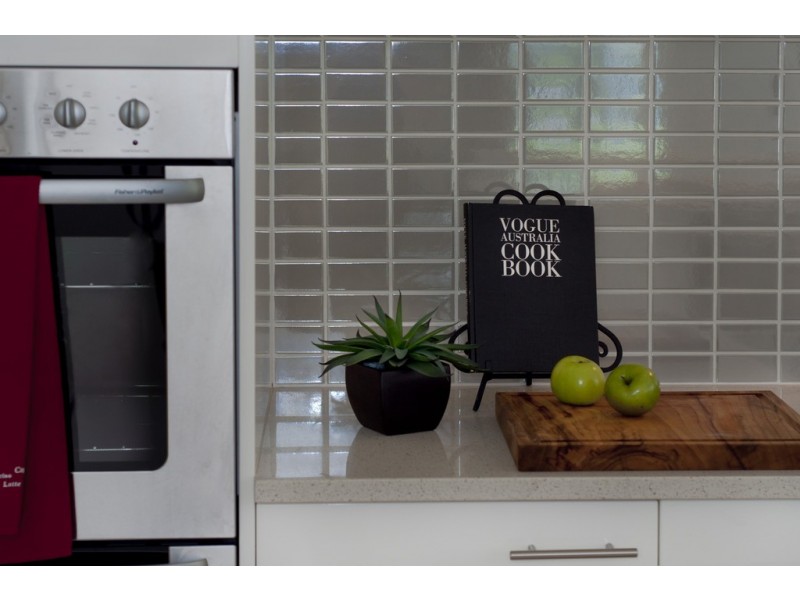 2 Peninsula Drive, Batemans Bay NSW 2536