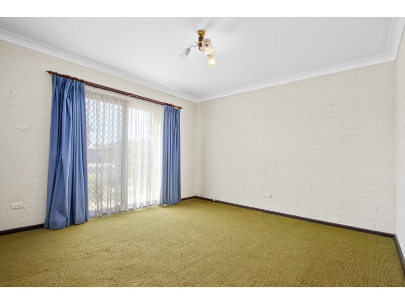 33 Wallaringa Street, Surfside NSW 2536