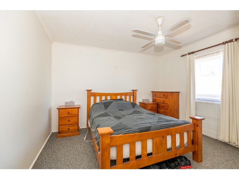 2 Wallarah Street, Surfside NSW 2536