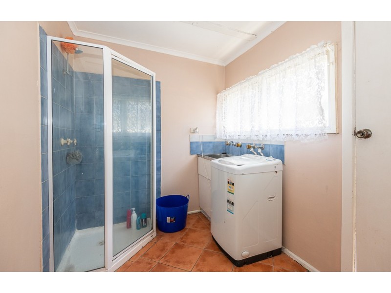 2 Wallarah Street, Surfside NSW 2536