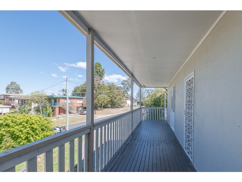 2 Wallarah Street, Surfside NSW 2536
