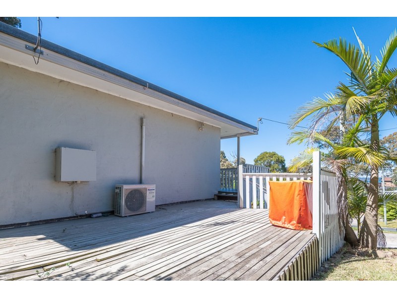 2 Wallarah Street, Surfside NSW 2536