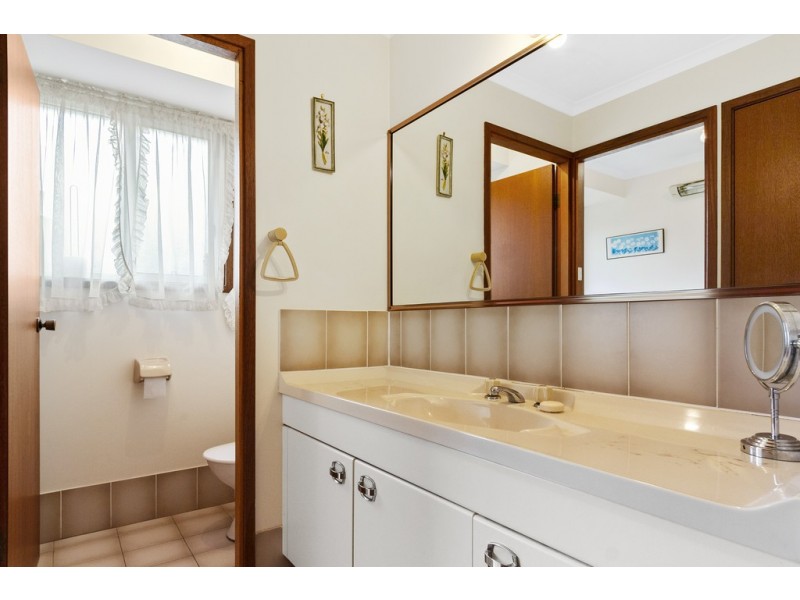 47 Train Street, Broulee NSW 2537