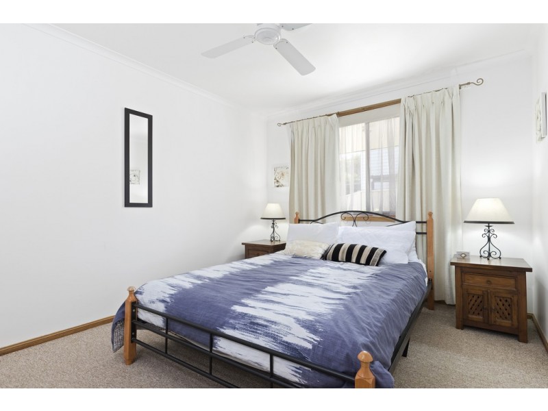 64 Ainslie Parade, Tomakin NSW 2537