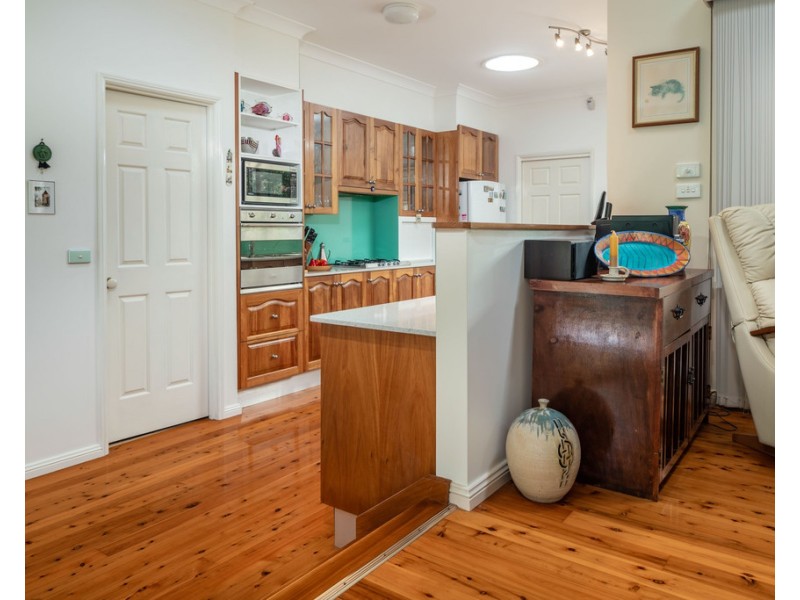 5 Banks Place, Sunshine Bay NSW 2536