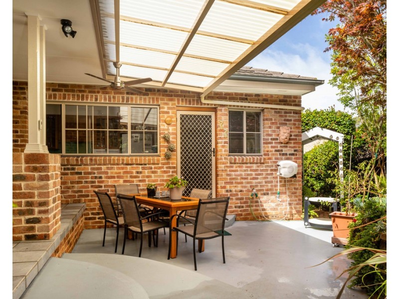 5 Banks Place, Sunshine Bay NSW 2536