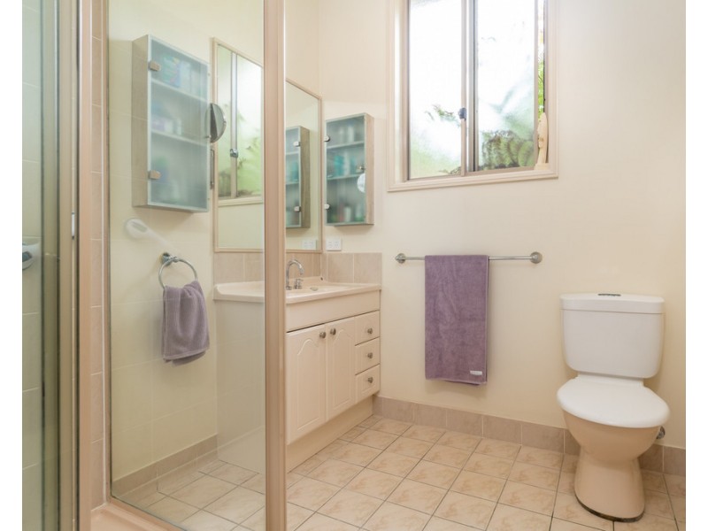 5 Banks Place, Sunshine Bay NSW 2536