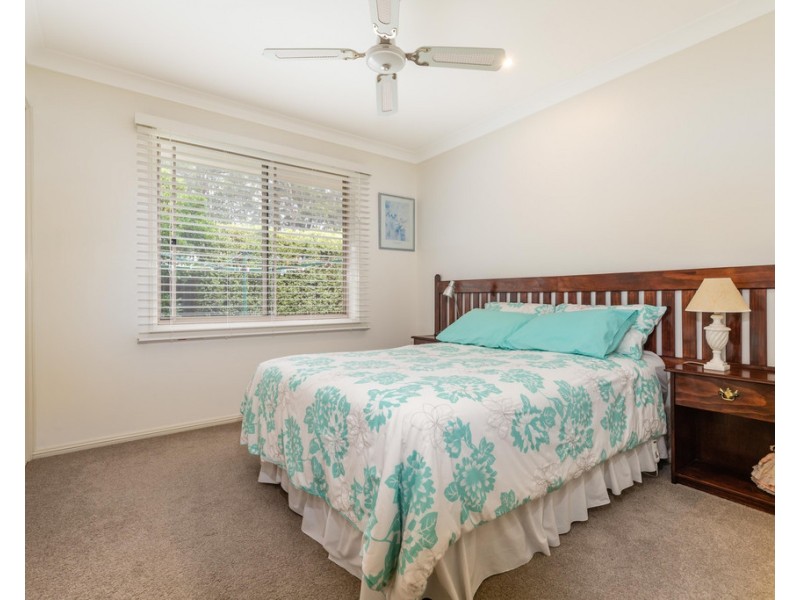 5 Banks Place, Sunshine Bay NSW 2536