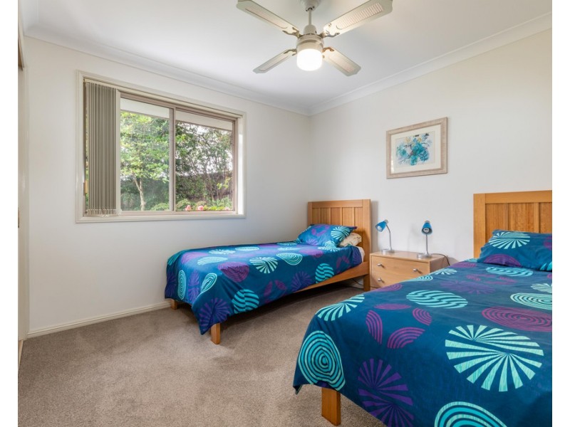 5 Banks Place, Sunshine Bay NSW 2536