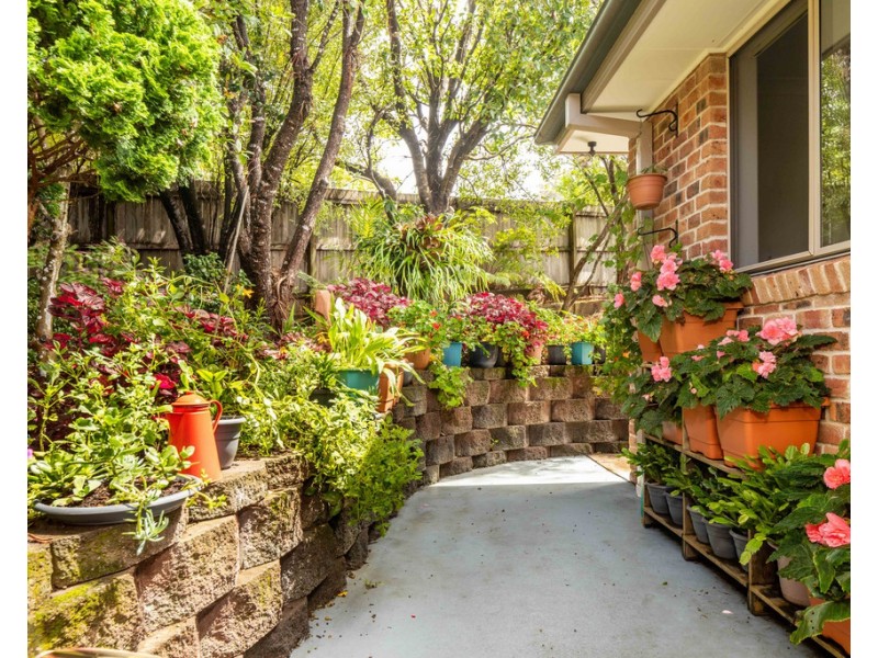 5 Banks Place, Sunshine Bay NSW 2536