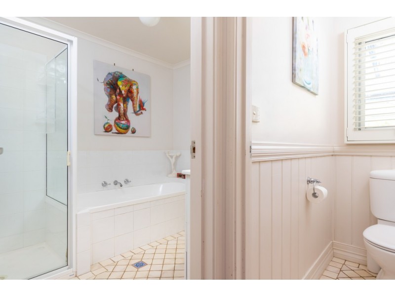 17 Barrakee Drive, Long Beach NSW 2536