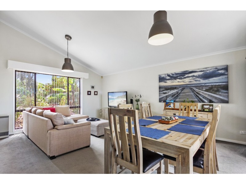 15 Wills Cresent, Denhams Beach NSW 2536