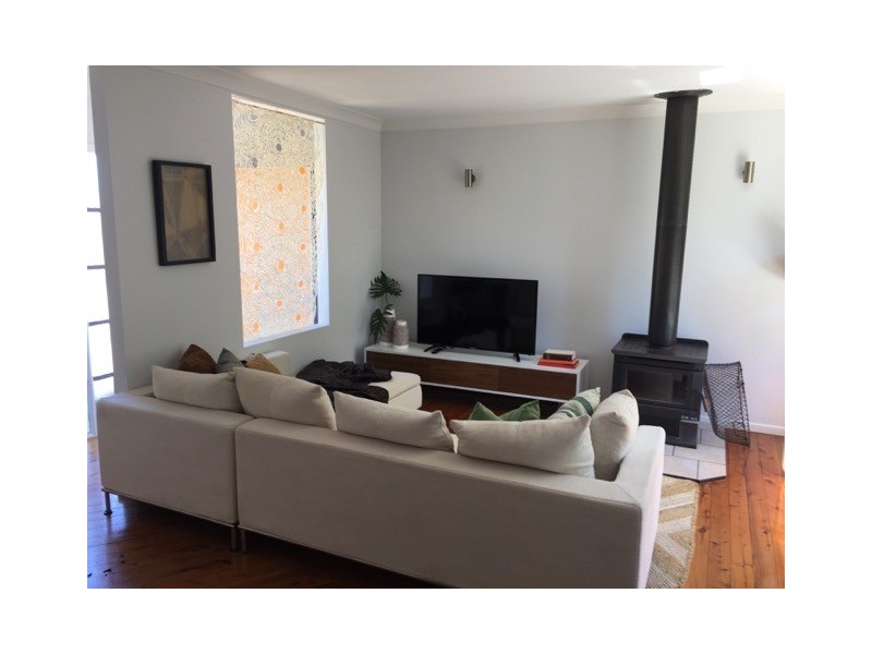 1 Nioka Avenue, Malua Bay NSW 2536