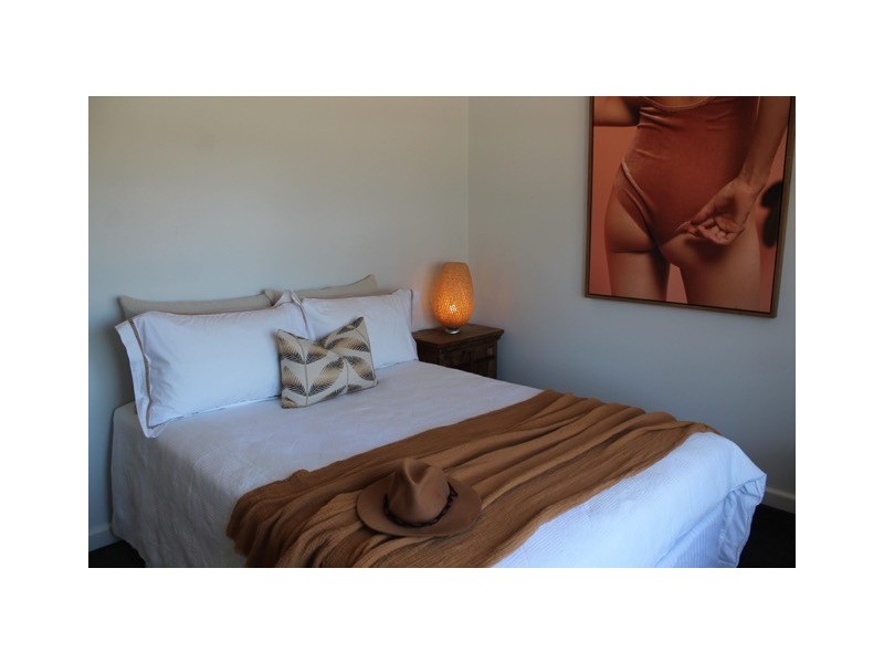 1 Nioka Avenue, Malua Bay NSW 2536