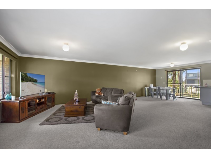 2/3 Edgewood Place, Denhams Beach NSW 2536