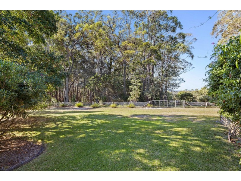 43 Spring Place, Bingie NSW 2537