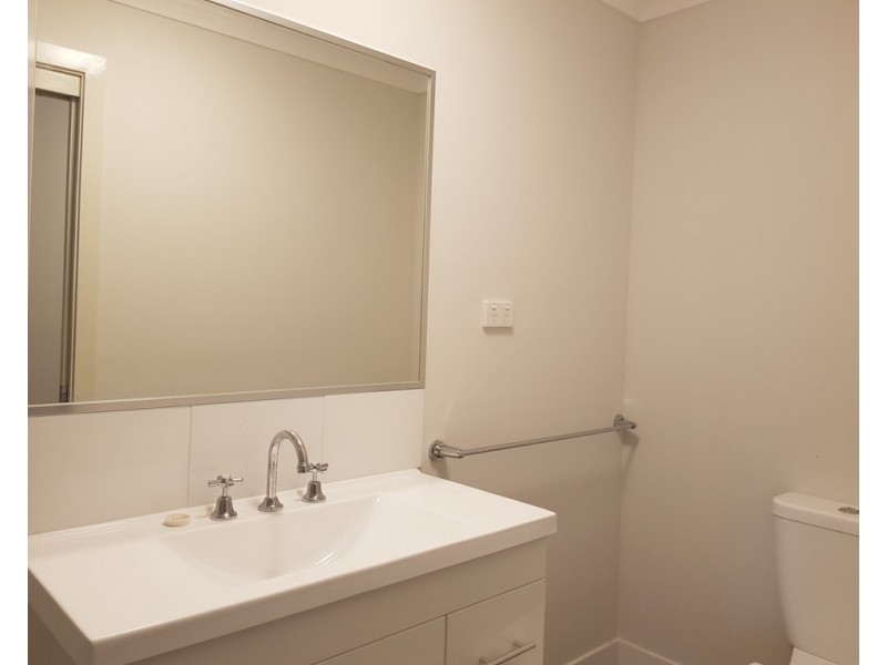 130A Edward Road, Batehaven NSW 2536