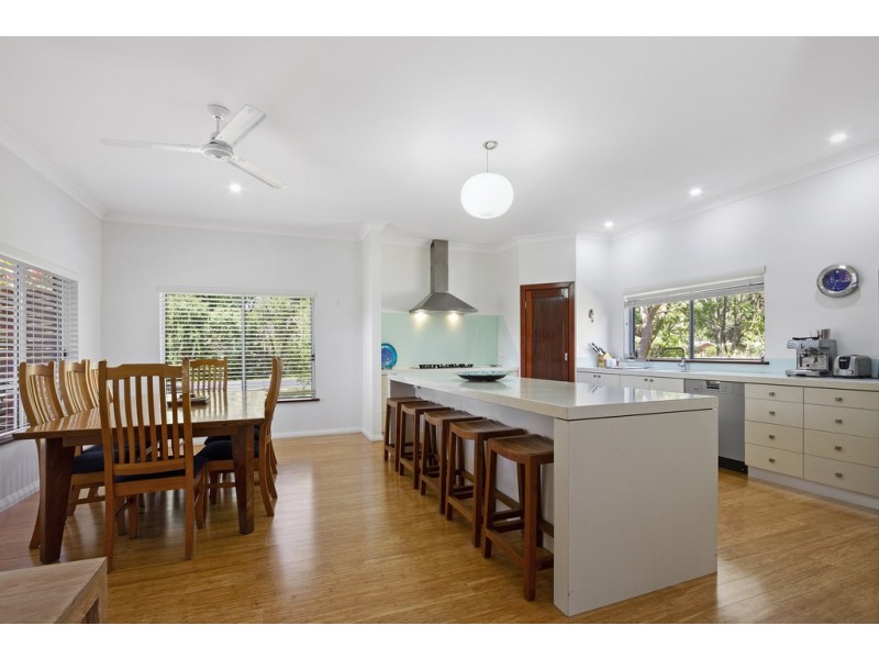 32 Candlagan Drive, Broulee NSW 2537