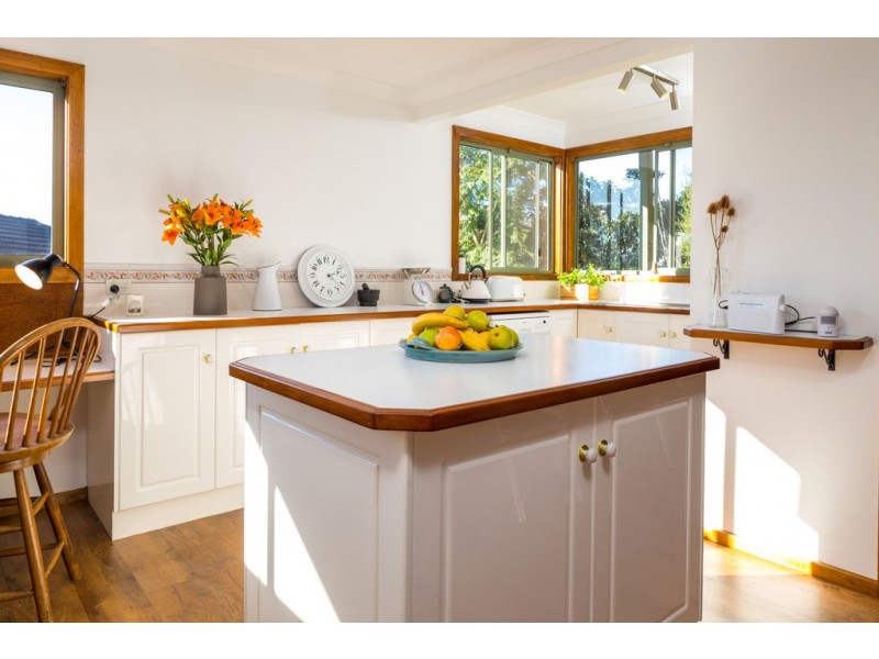 3 Riverview Crescent, Catalina NSW 2536