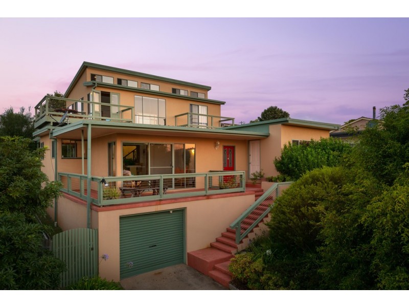 3 Riverview Crescent, Catalina NSW 2536