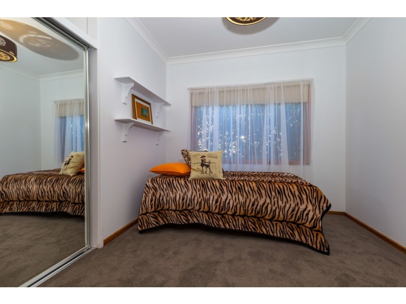 3 Riverview Crescent, Catalina NSW 2536