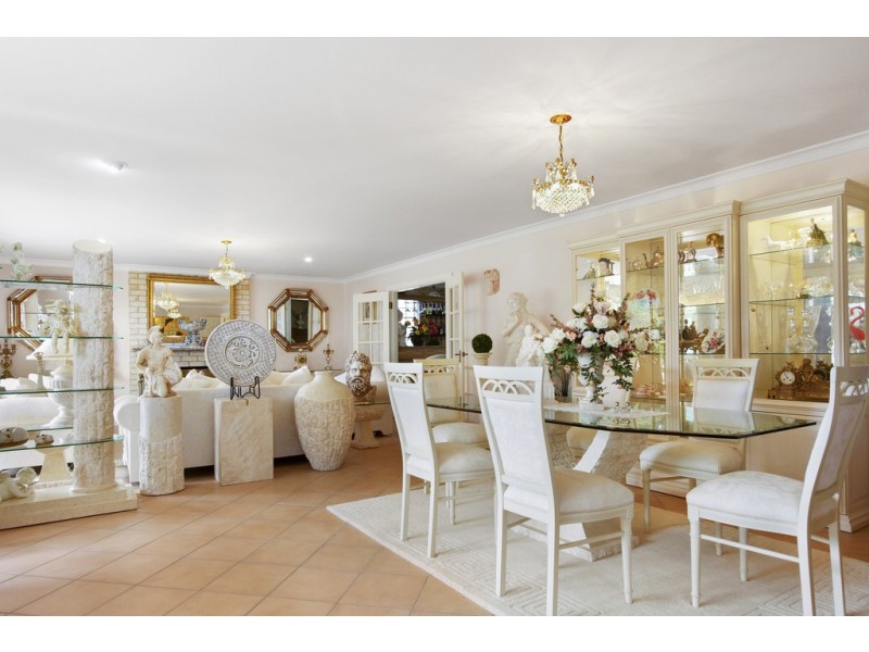 11 Parker Avenue, Surf Beach NSW 2536