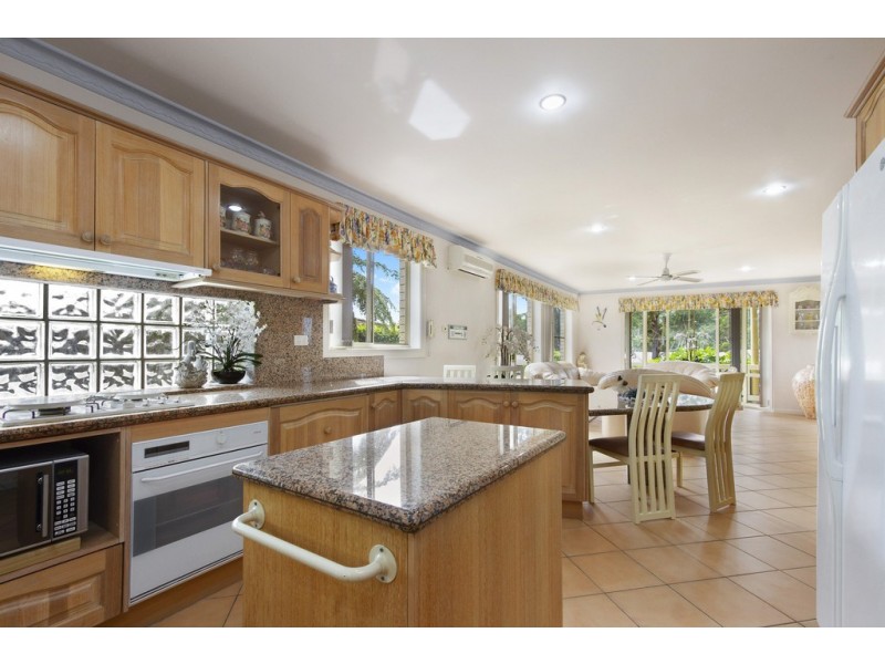 11 Parker Avenue, Surf Beach NSW 2536