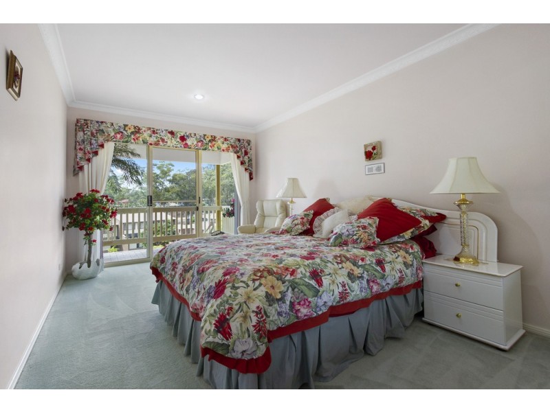 11 Parker Avenue, Surf Beach NSW 2536