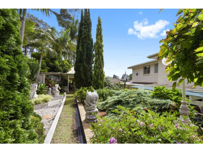 11 Parker Avenue, Surf Beach NSW 2536