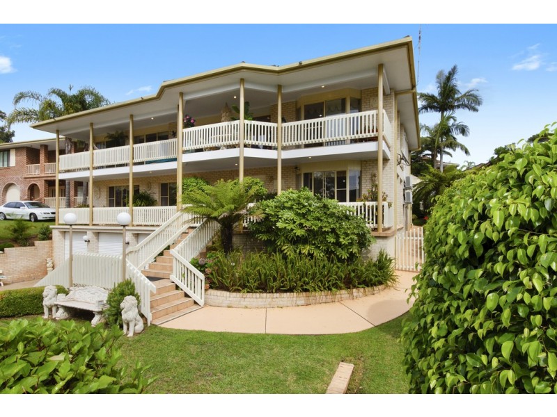 11 Parker Avenue, Surf Beach NSW 2536