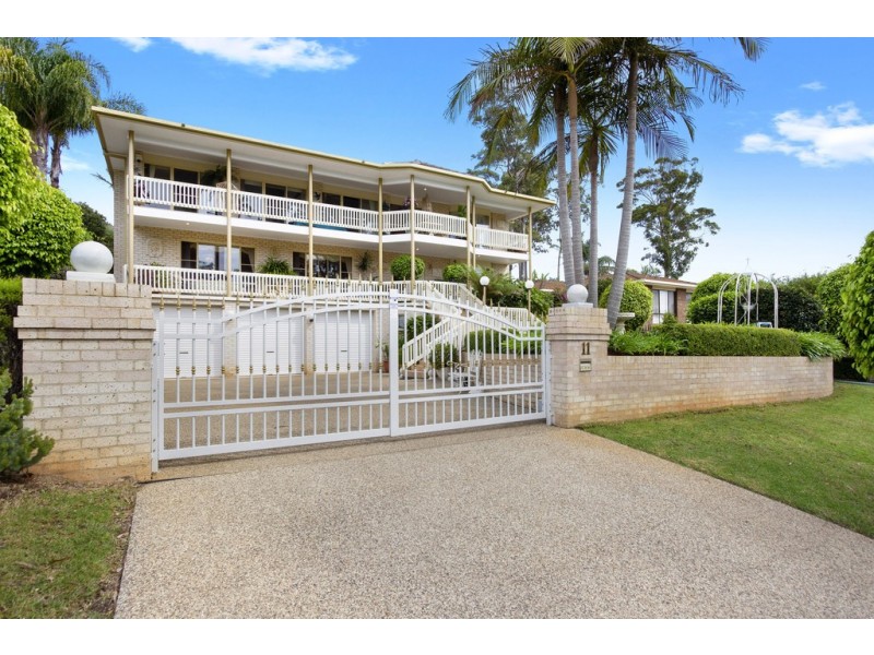 11 Parker Avenue, Surf Beach NSW 2536