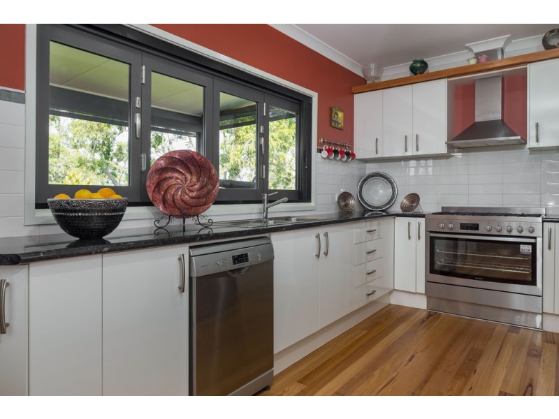 67 Berrima Parade, Surfside NSW 2536