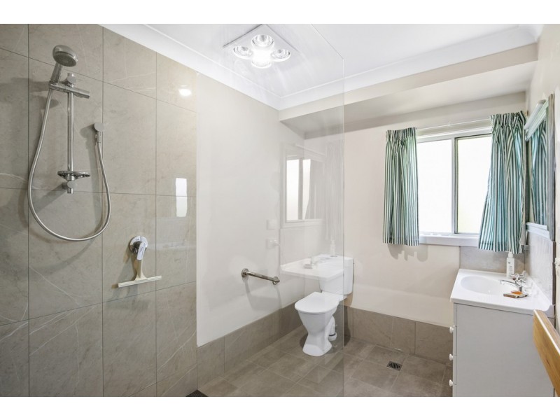 420 George Bass Drive, Malua Bay NSW 2536