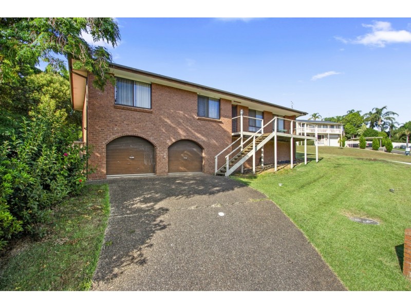 2 Lincoln Crescent, North Batemans Bay NSW 2536