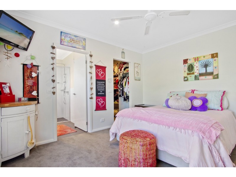 80 Heath Street, Broulee NSW 2537