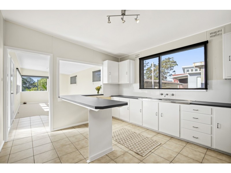 576 Beach Road, Denhams Beach NSW 2536