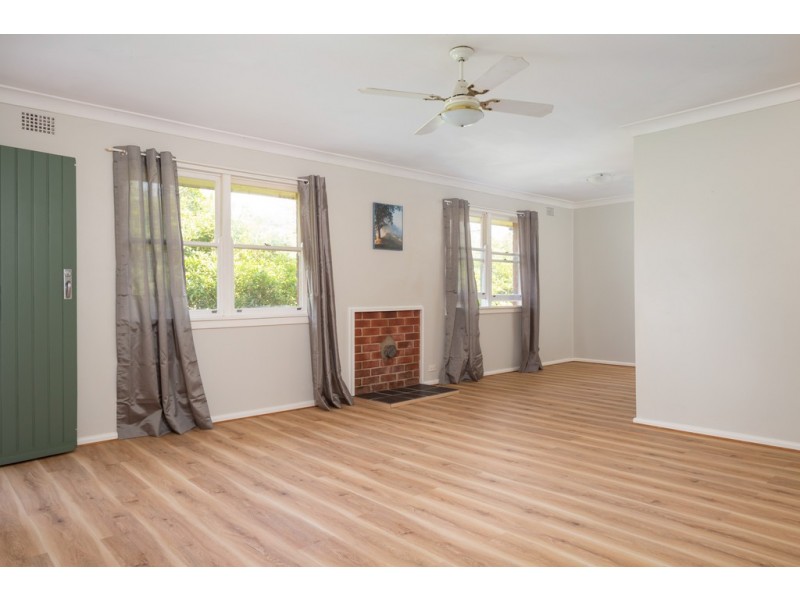 42 Bavarde Avenue, Batemans Bay NSW 2536