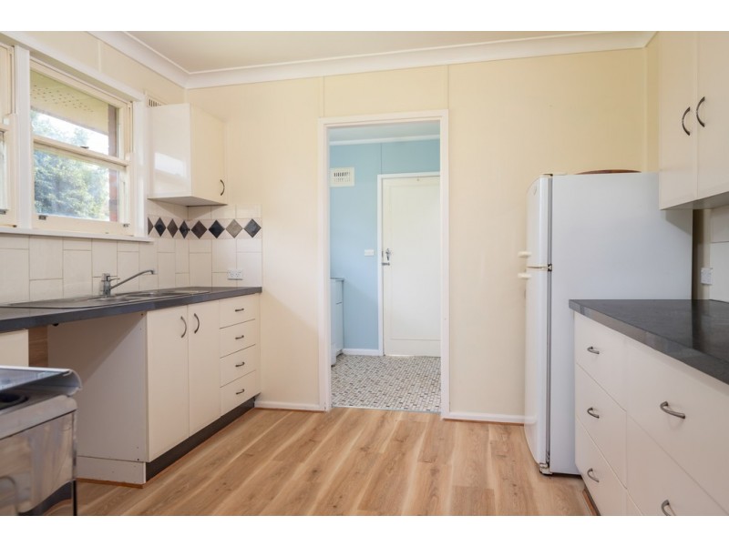 42 Bavarde Avenue, Batemans Bay NSW 2536