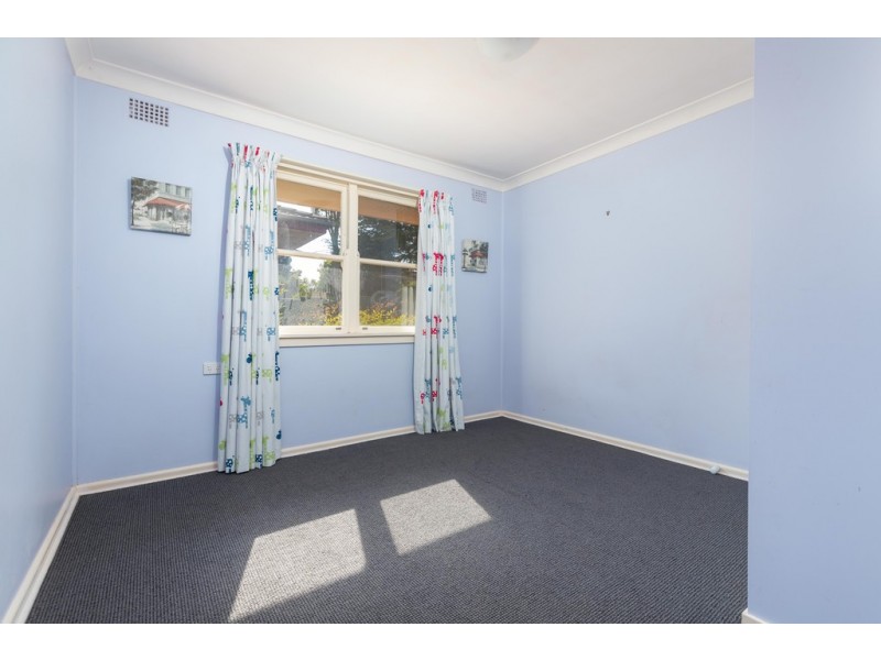 42 Bavarde Avenue, Batemans Bay NSW 2536