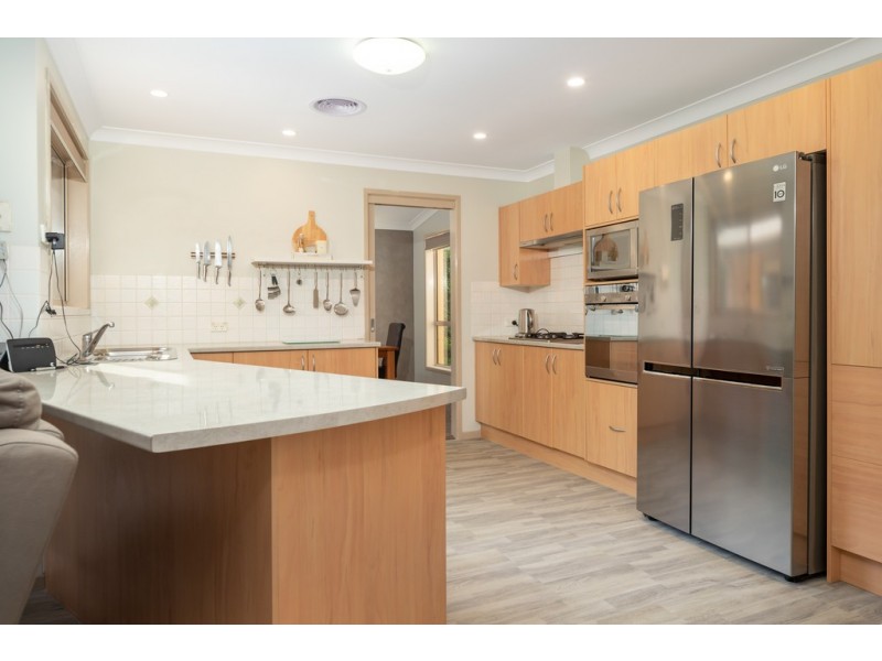 10 River Link Road, Mossy Point NSW 2537