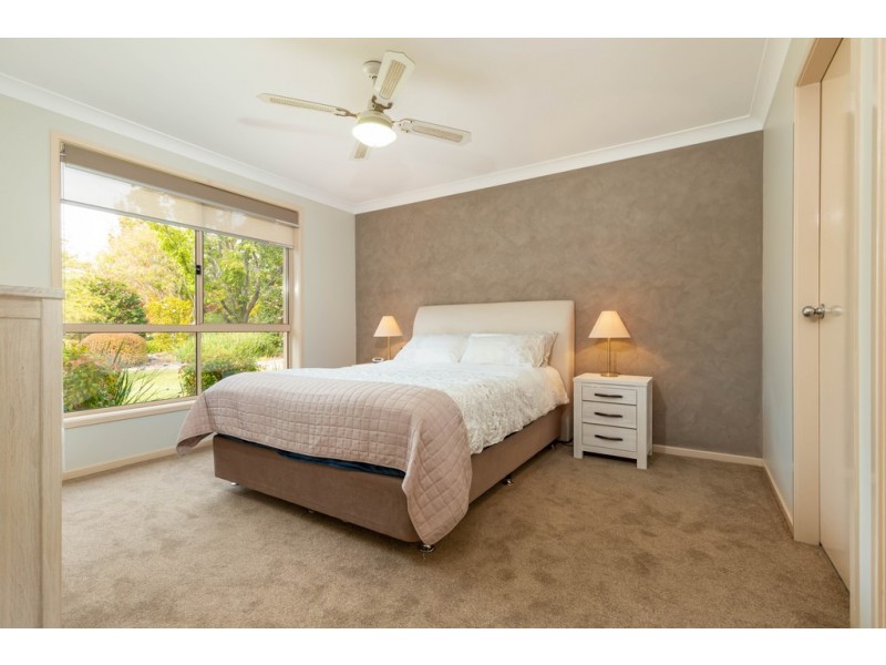 10 River Link Road, Mossy Point NSW 2537