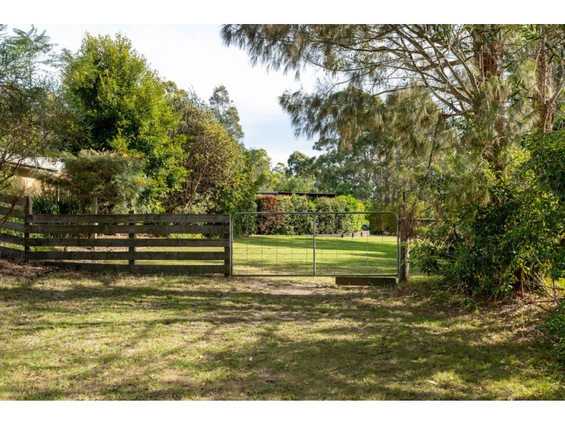 10 River Link Road, Mossy Point NSW 2537