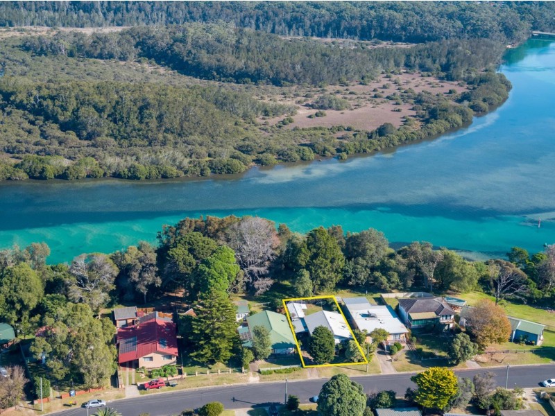 79 Sunpatch Parade, Tomakin NSW 2537
