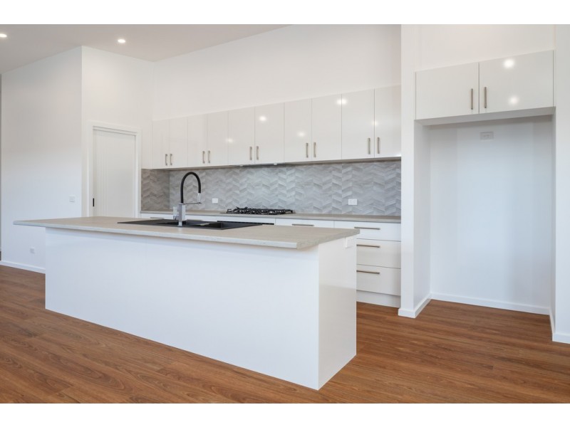 15 Gillian Grove, Broulee NSW 2537